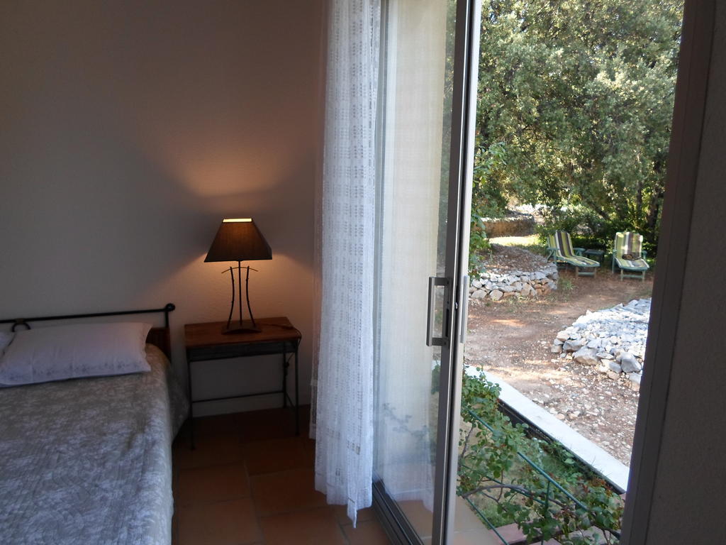 Chambre d'hôtes Villa Chênes-Pierres Mollans-sur-Ouvèze Quarto foto